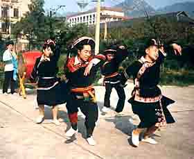 苗族舞蹈 苗族舞蹈