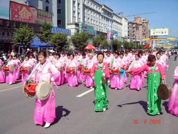 朝鲜族长鼓舞 朝鲜族长鼓舞