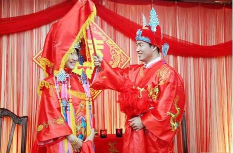 传统婚姻—揭盖头 \