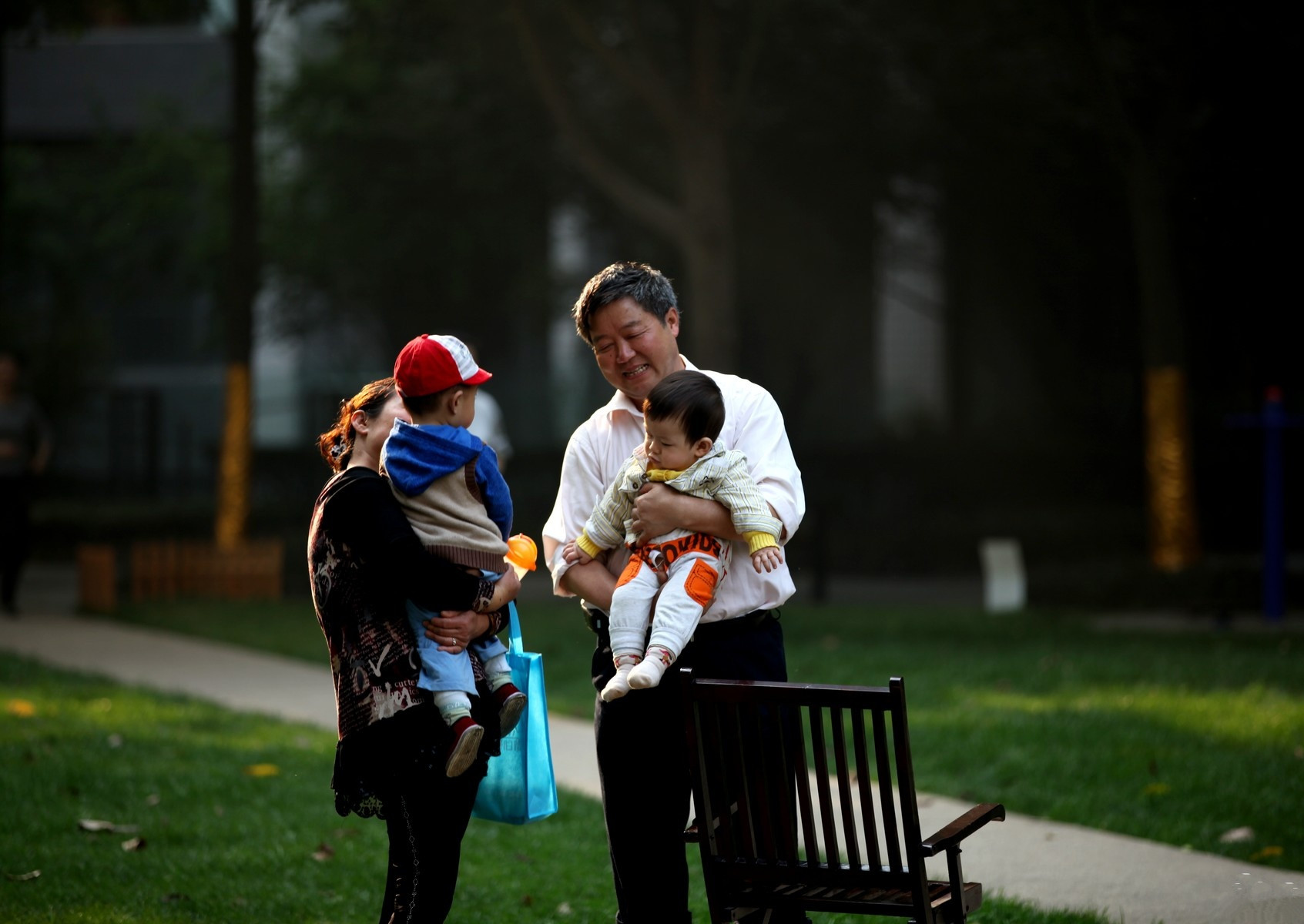 日常生活中邻里相处礼仪 日常生活中邻里相处礼仪