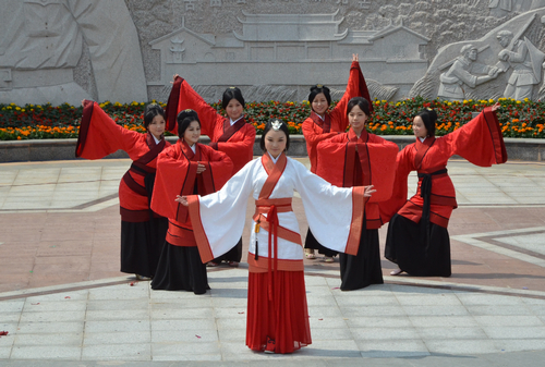 有礼走遍天下:你必须知道的礼貌用语“四有四避” 有礼走遍天下:你必须知道的礼貌用语“四有四避”