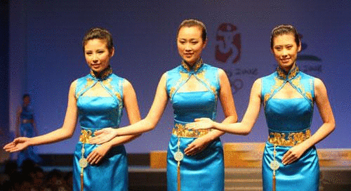 职场女性夏季着装礼仪 职场女性夏季着装礼仪