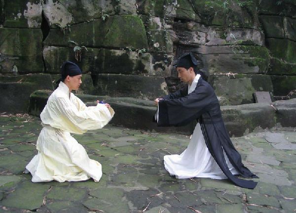 中国礼仪“左”为上 \