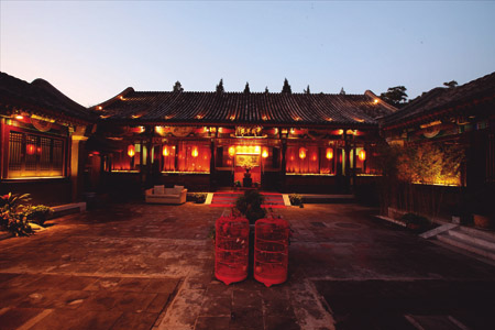 几、案之间,天地之外——宴饮佳境的铺陈造设 几、案之间,天地之外——宴饮佳境的铺陈造设