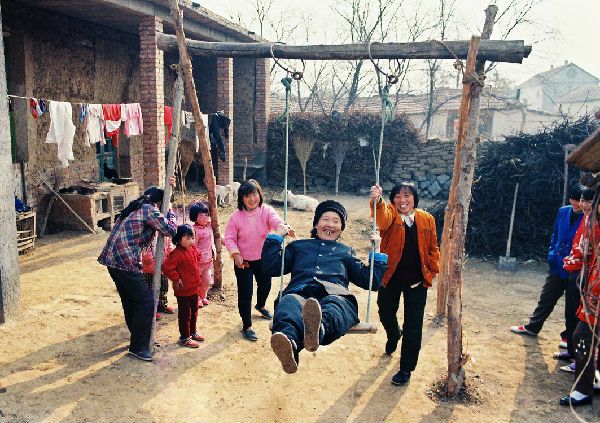 “秋千”一词究竟是怎么来的? \